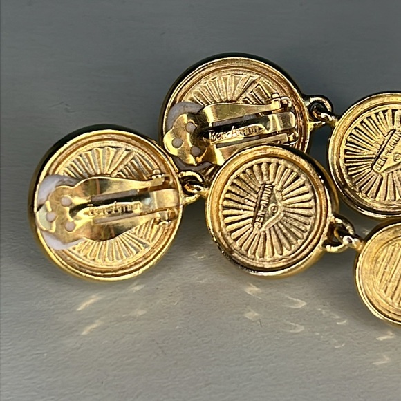 Vintage Ben-Amun Elegant Gold and Pearl Drop Earrings - Picture 6 of 6